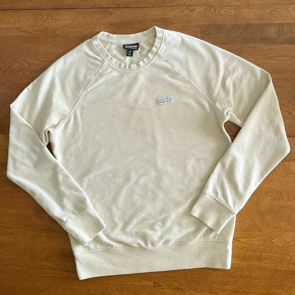 Patagonia cream heather crew sweatshirt XS
